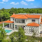 Vila New! Luxury Carlotte With 11m Pool Poreč