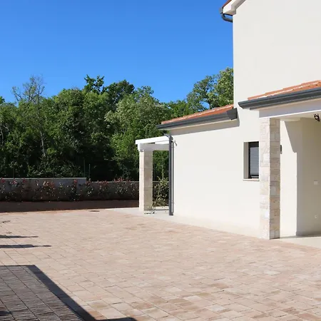 New! Luxury Carlotte With 11m Pool Vila *