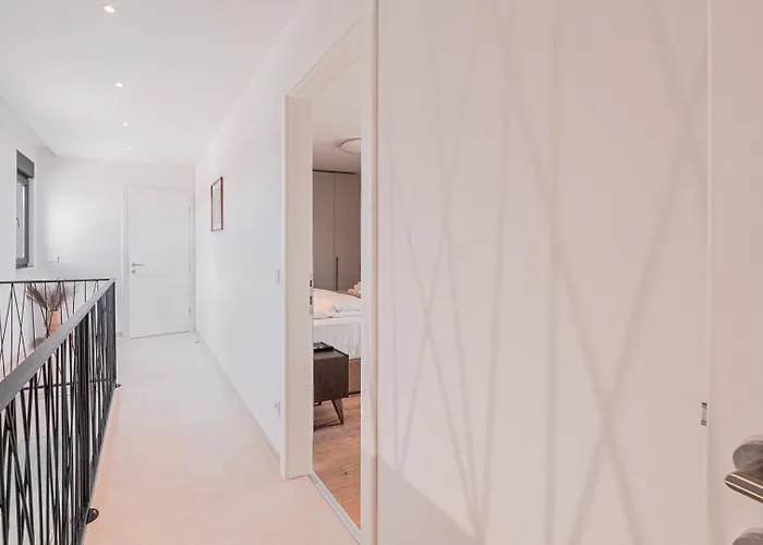 New! Luxury Carlotte With 11m Pool * Πόρετς