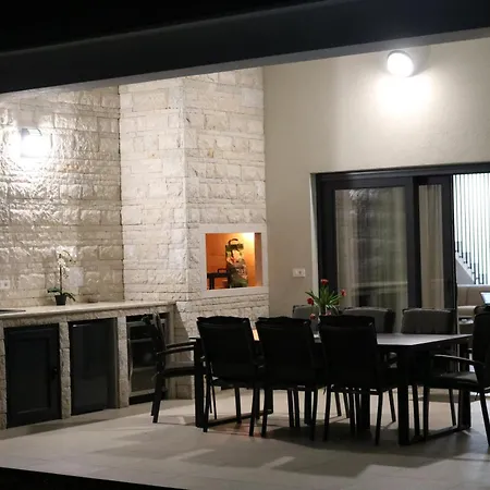 Villa New 2024! Luxury Carlotte With 11m Pool *