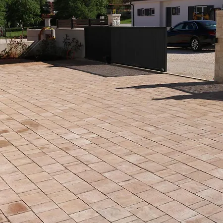 New! Luxury Carlotte With 11m Pool 빌라