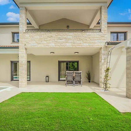 Villa New 2024! Luxury Carlotte With 11m Pool *