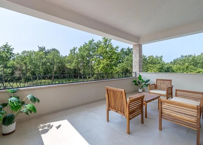 Vila New! Luxury Carlotte With 11m Pool Porec