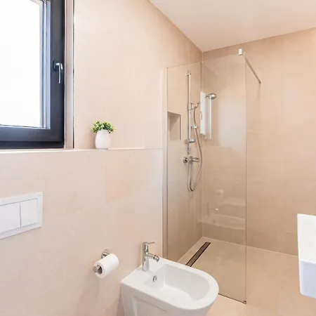 Villa New! Luxury Carlotte With 11m Pool *