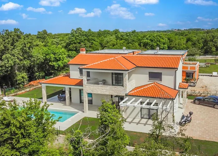 Villa New! Luxury Carlotte With 11m Pool Porec
